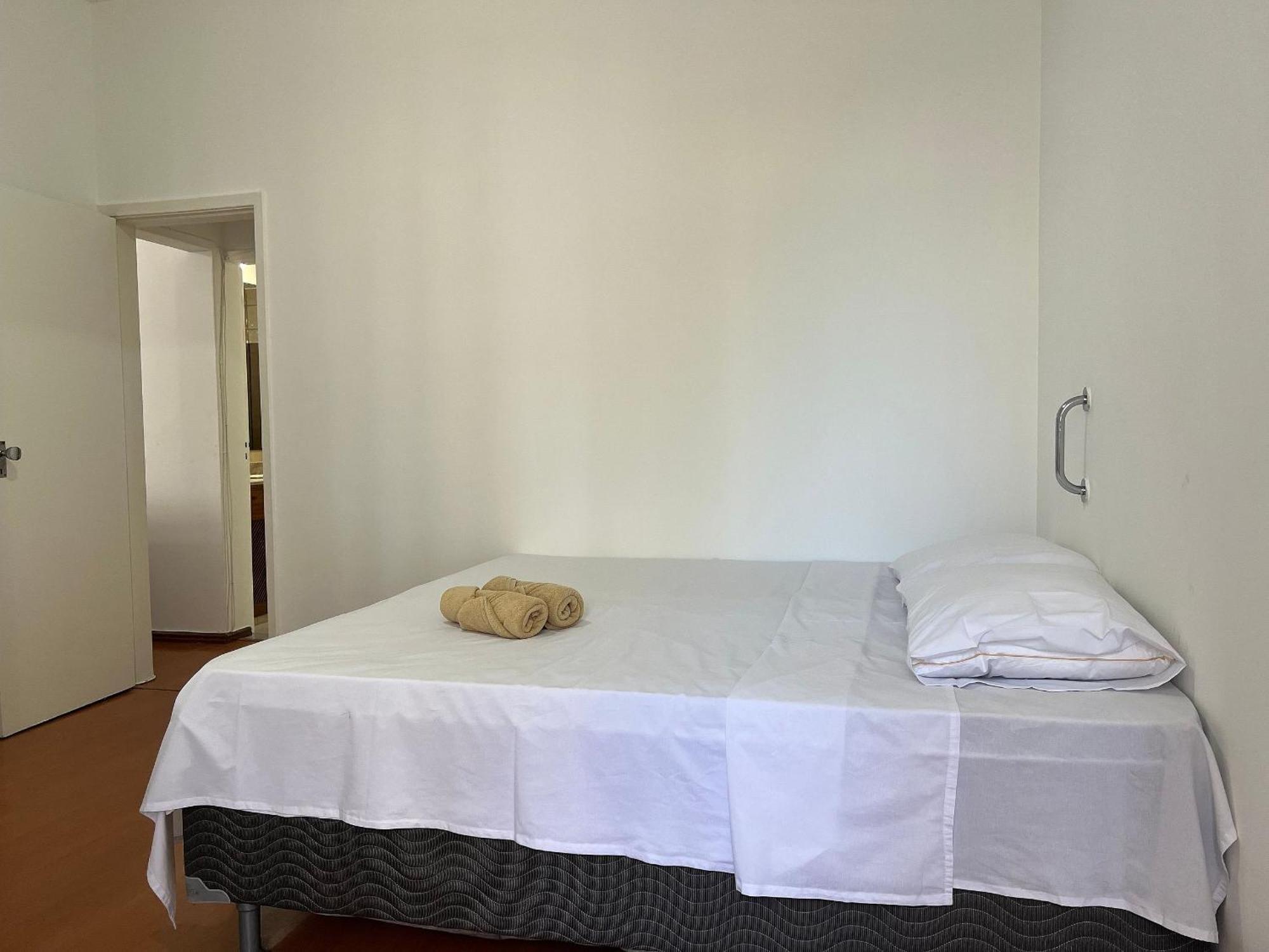 Apto Classico A 3 Min Da Apartamento