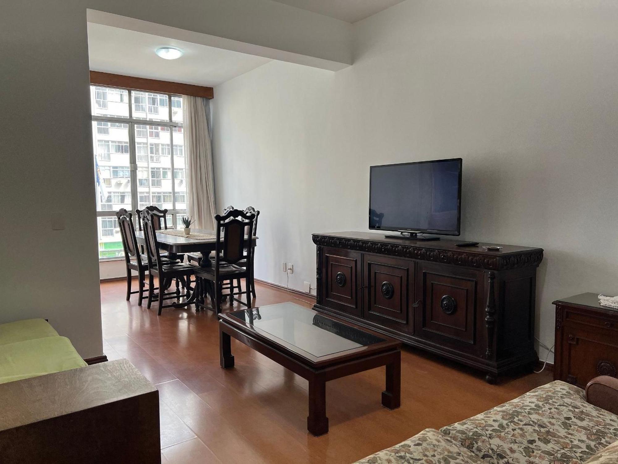 Apto Classico A 3 Min Da Apartamento